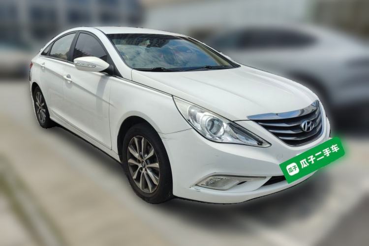 Used Hyundai Sonata 2013 2.0L Automatic Fashion Edition Front Right 45 Deg