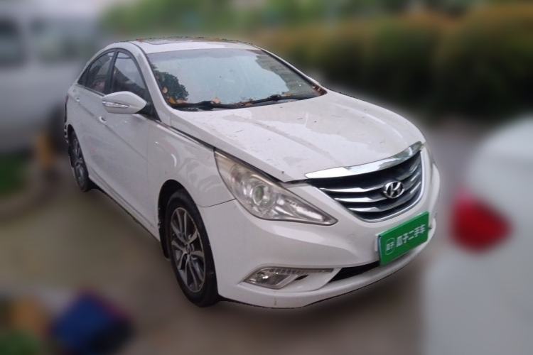 Used Hyundai Sonata 2013 2.0L Automatic Leading Edition Front Right 45 Deg