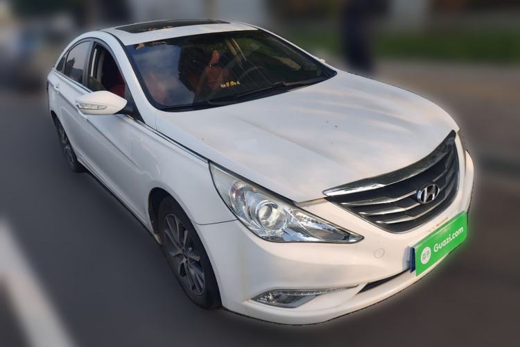 Used Hyundai Sonata 2013 2.0L Automatic Leading Edition Front Right 45 Deg