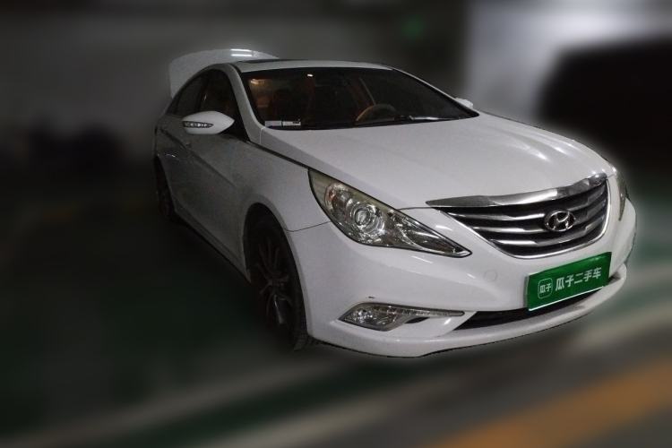 Used Hyundai Sonata 2013 2.0L Automatic Leading Edition Front Right 45 Deg