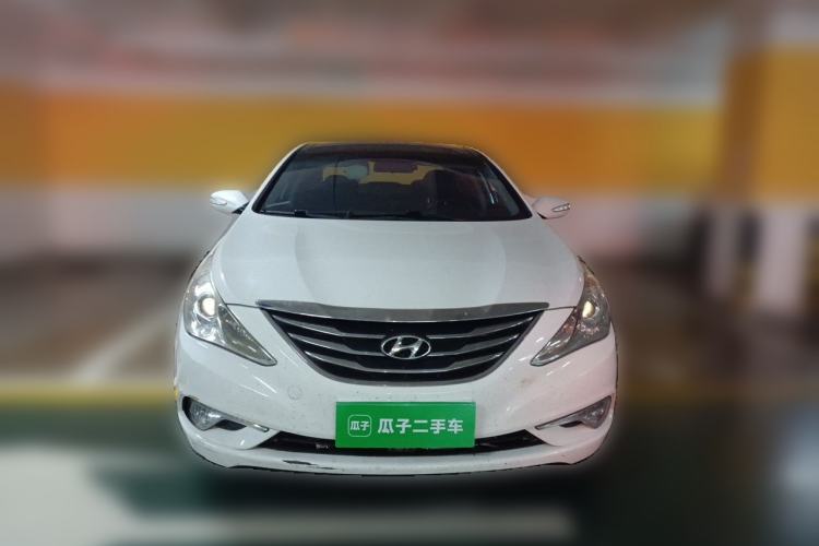 Used Hyundai Sonata 2013 2.4L Automatic Leading Edition China IV Standard Front
