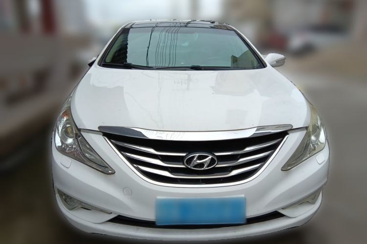 Used Hyundai Sonata 2013 2.4L Automatic Luxury Version China IV Standard Front
