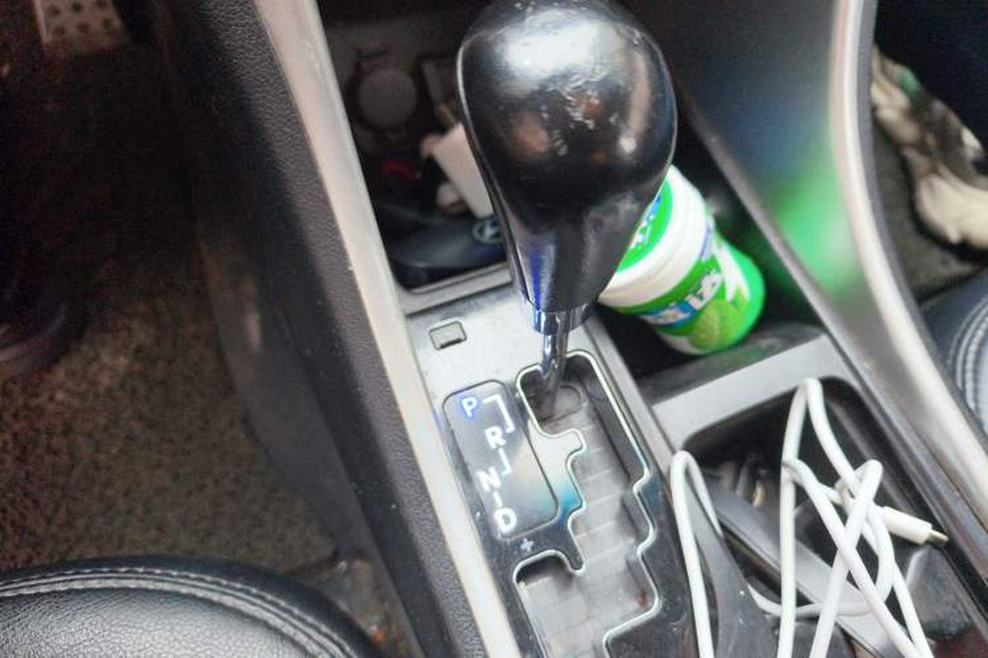 Used Hyundai Sonata 2013 2.0L Automatic Leading Edition Gear Lever