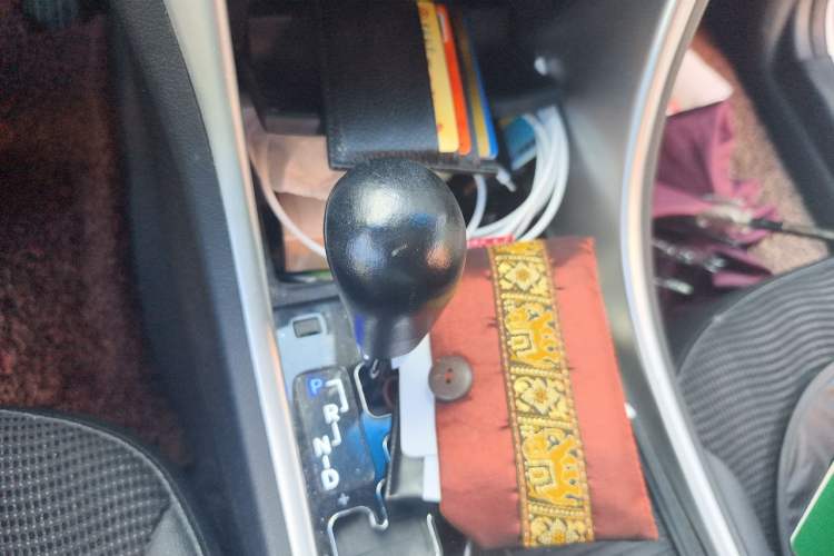 Used Hyundai Sonata 2013 2.0L Automatic Leading Edition Gear Lever