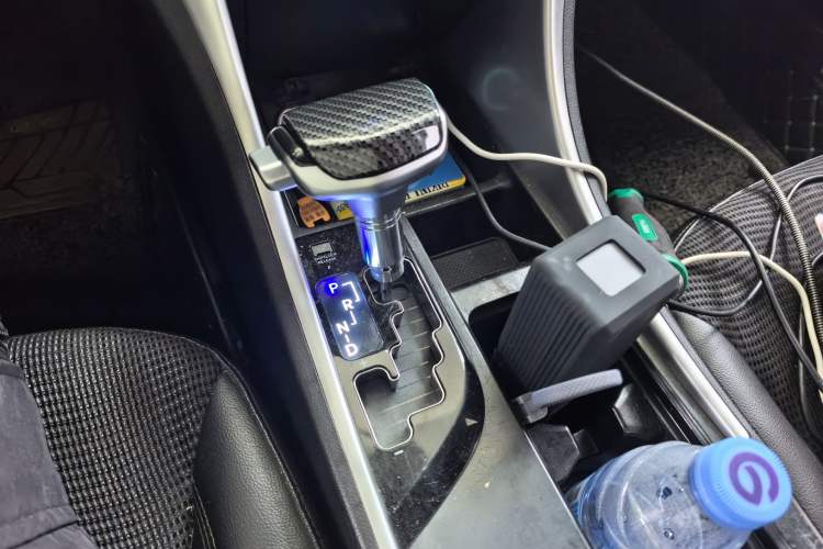 Used Hyundai Sonata 2013 2.0L Automatic Leading Edition Gear Lever