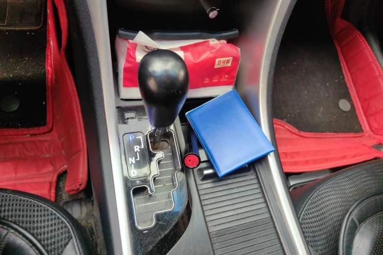 Used Hyundai Sonata 2013 2.0L Automatic Fashion Edition Gear Lever
