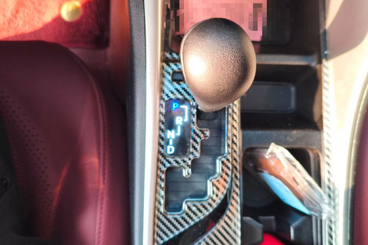 Used Hyundai Sonata 2013 2.0L Automatic Leading Edition Gear Lever
