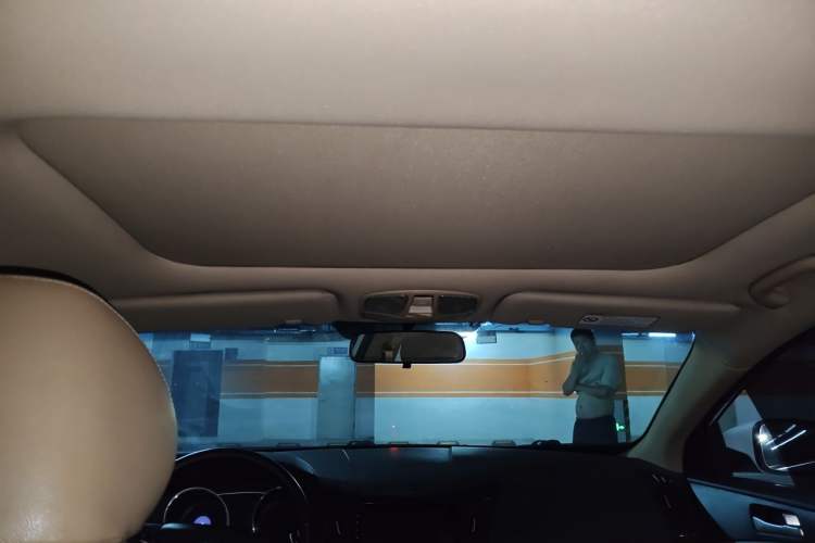 Used Hyundai Sonata 2013 2.0L Automatic Leading Edition Headliner