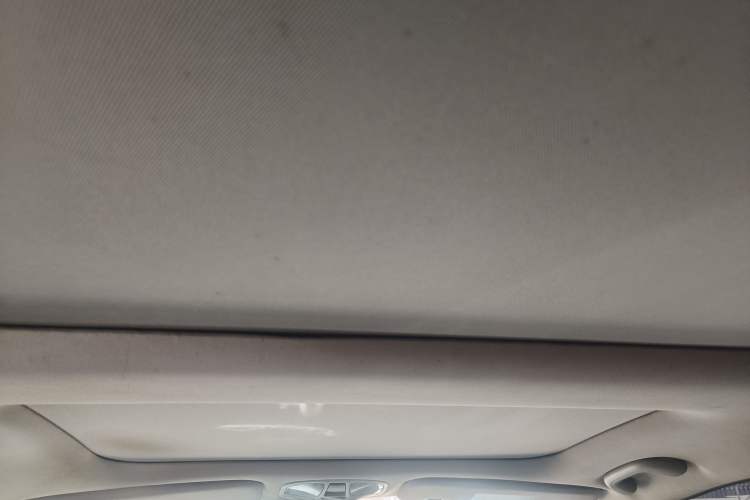 Used Hyundai Sonata 2013 2.0L Automatic Luxury Edition Headliner