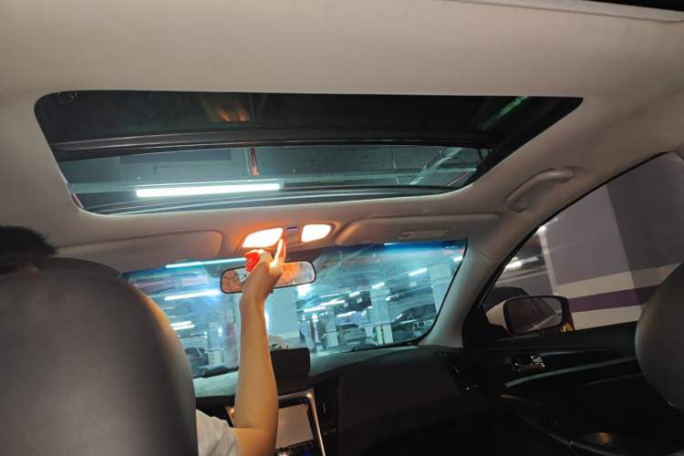 Used Hyundai Sonata 2013 2.4L Automatic Leading Edition China IV Standard Headliner
