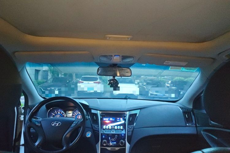 Used Hyundai Sonata 2013 2.0L Automatic Luxury Edition Headliner