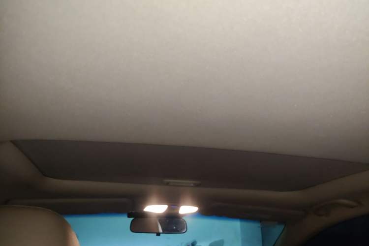 Used Hyundai Sonata 2013 2.0L Automatic Luxury Edition Headliner