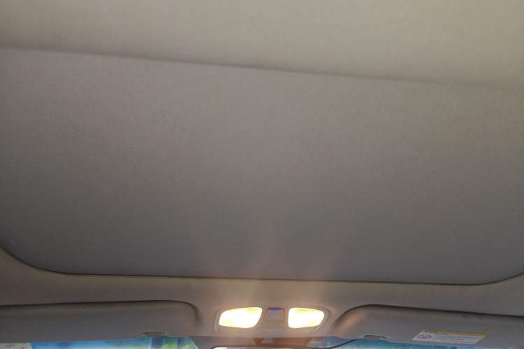 Used Hyundai Sonata 2013 2.0L Automatic Luxury Edition Headliner