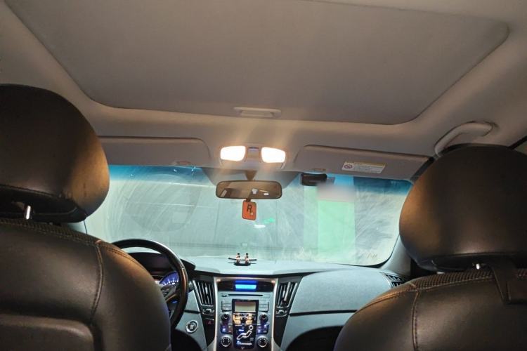 Used Hyundai Sonata 2013 2.0L Automatic Luxury Edition Headliner
