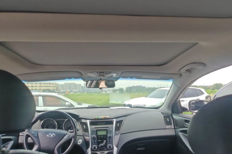 Used Hyundai Sonata 2013 2.0L Automatic Luxury Edition Headliner