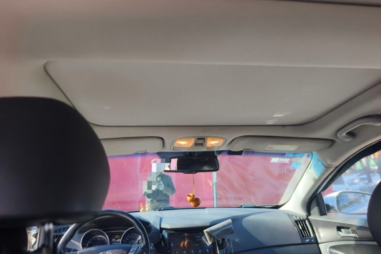 Used Hyundai Sonata 2013 2.4L Automatic Luxury Version China IV Standard Headliner