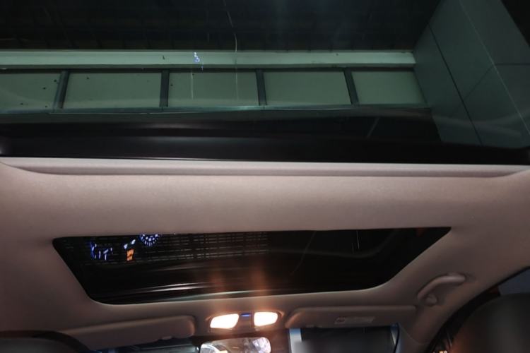 Used Hyundai Sonata 2013 2.4L Automatic Leading Edition China IV Standard Headliner