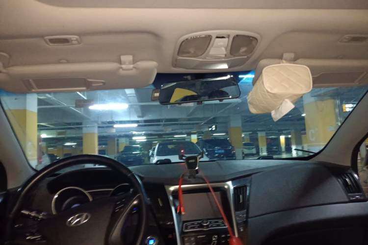Used Hyundai Sonata 2013 2.4L Automatic Leading Edition China IV Standard Headliner
