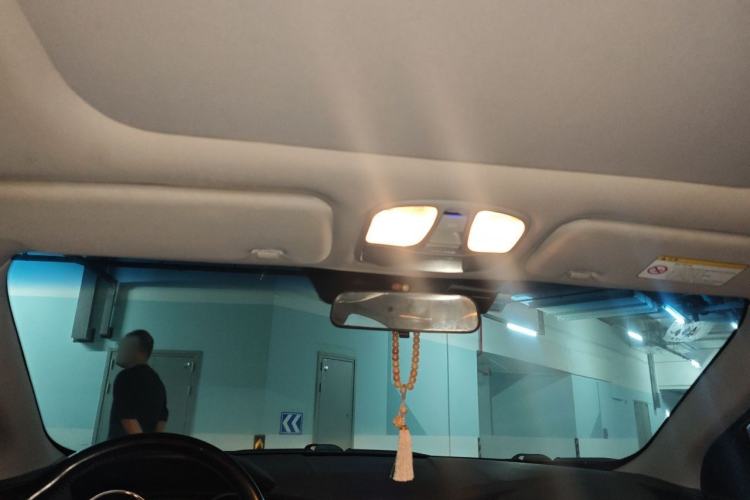 Used Hyundai Sonata 2013 2.0L Automatic Luxury Edition Headliner