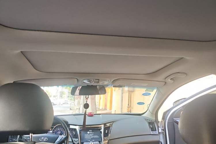 Used Hyundai Sonata 2013 2.0L Automatic Prestige Edition Headliner
