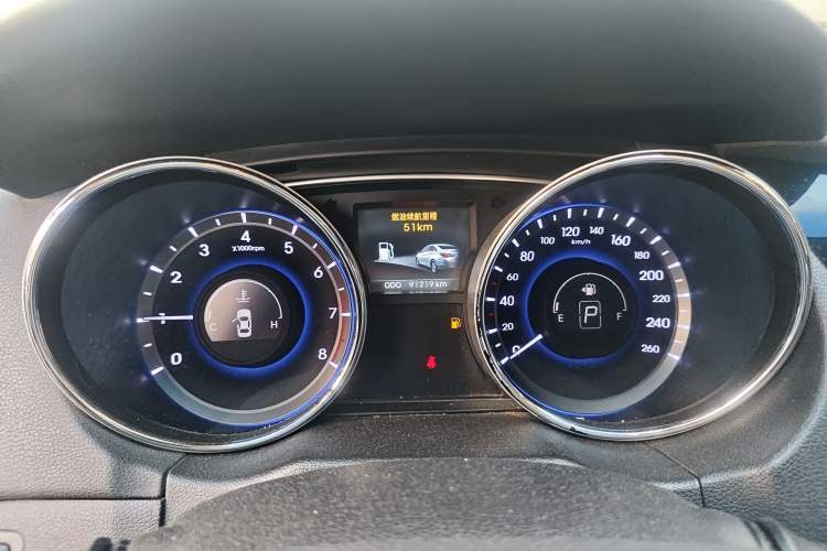 Used Hyundai Sonata 2013 2.4L Automatic Prestige Version China IV Standard Instrument Cluster