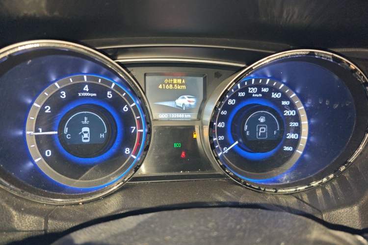 Used Hyundai Sonata 2013 2.4L Automatic Leading Edition China IV Standard Instrument Cluster