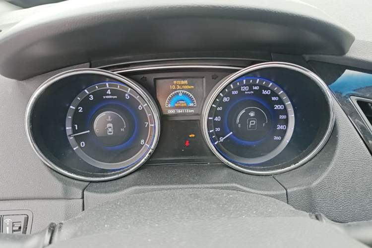 Used Hyundai Sonata 2013 2.4L Automatic Leading Edition China V Standard Instrument Cluster