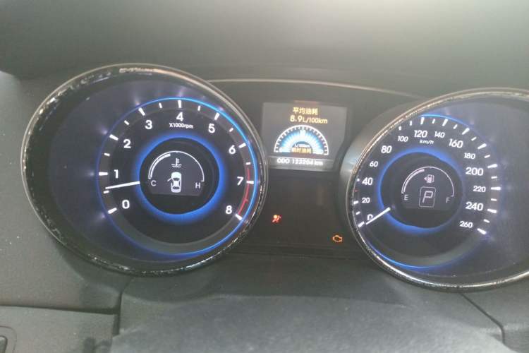 Used Hyundai Sonata 2013 2.4L Automatic Luxury Version China IV Standard Instrument Cluster