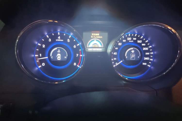 Used Hyundai Sonata 2013 2.4L Automatic Leading Edition China IV Standard Instrument Cluster