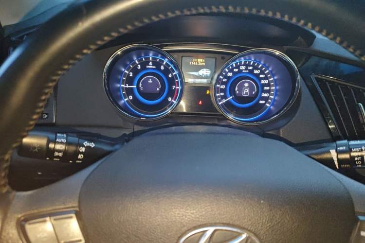 Used Hyundai Sonata 2013 2.0L Automatic Luxury Edition Instrument Cluster