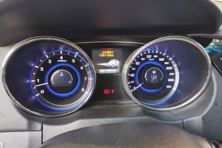 Used Hyundai Sonata 2013 2.4L Automatic Luxury Version China IV Standard Instrument Cluster