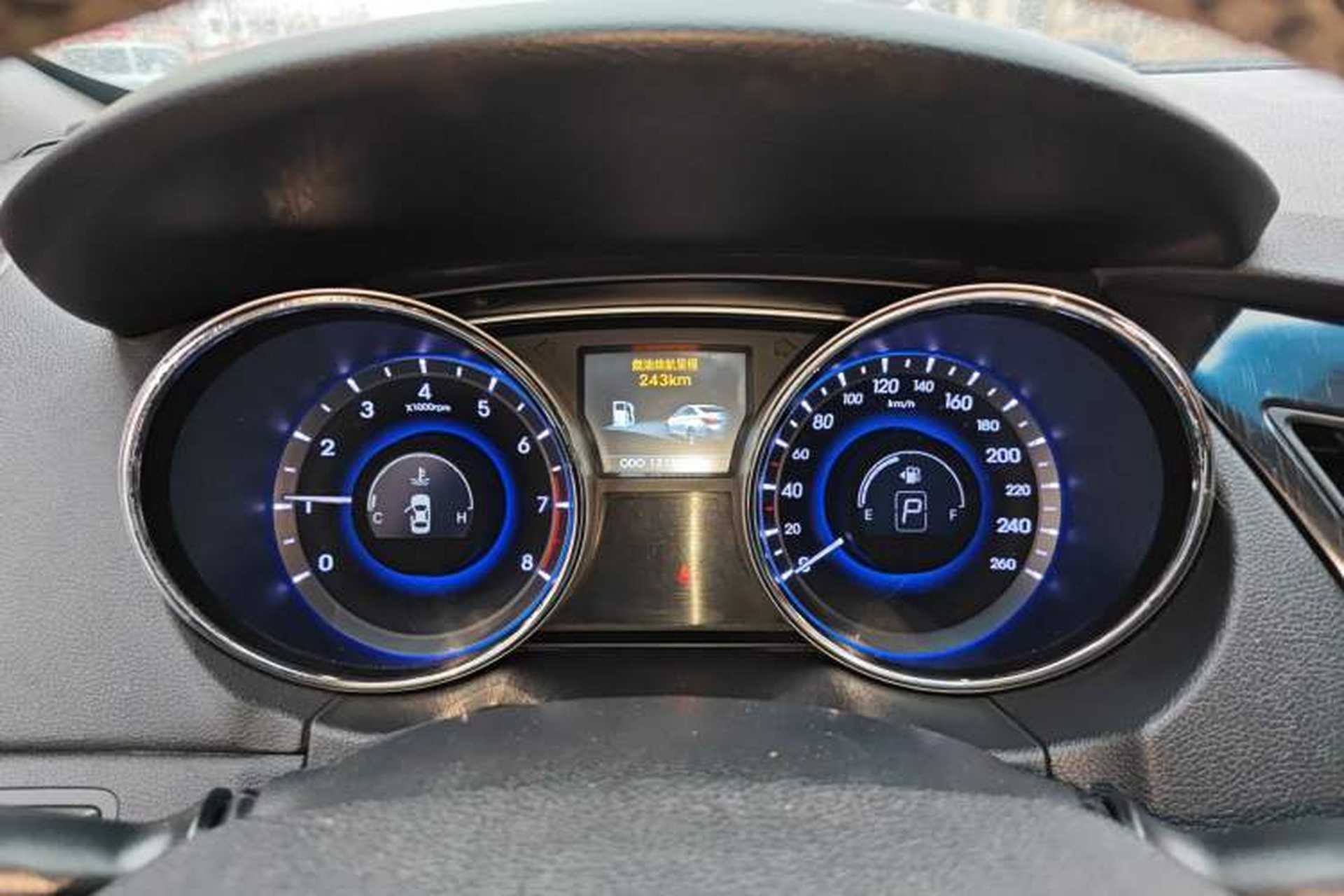 Used Hyundai Sonata 2013 2.4L Automatic Leading Edition China IV Standard Instrument Cluster