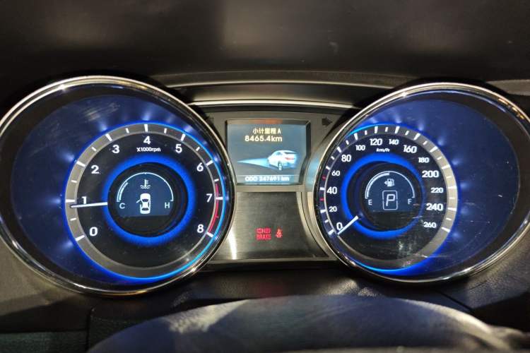 Used Hyundai Sonata 2013 2.4L Automatic Luxury Version China IV Standard Instrument Cluster