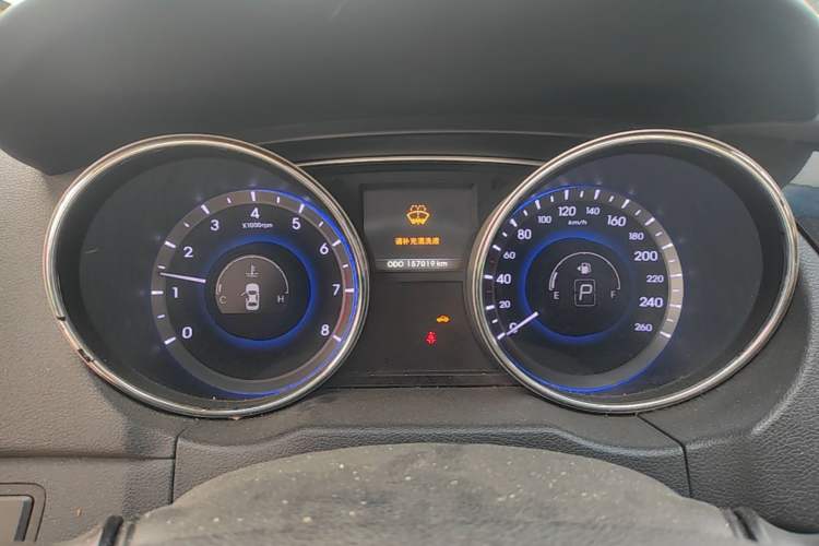 Used Hyundai Sonata 2013 2.4L Automatic Luxury Version China IV Standard Instrument Cluster
