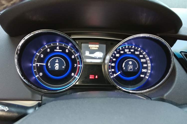 Used Hyundai Sonata 2013 2.4L Automatic Luxury Version China IV Standard Instrument Cluster