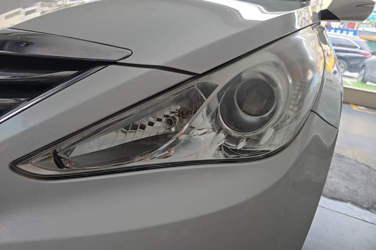 Used Hyundai Sonata 2013 2.0L Automatic Fashion Edition Left Front Headlight