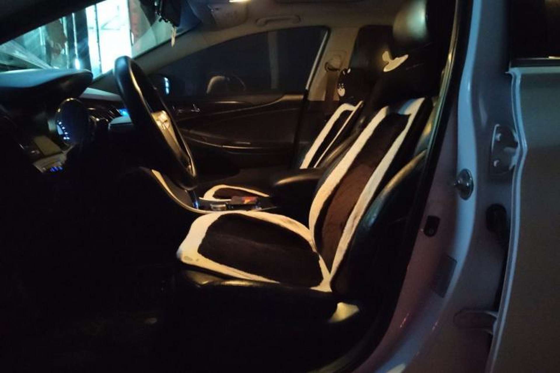 Used Hyundai Sonata 2013 2.0L Automatic Luxury Edition Left Front Seat