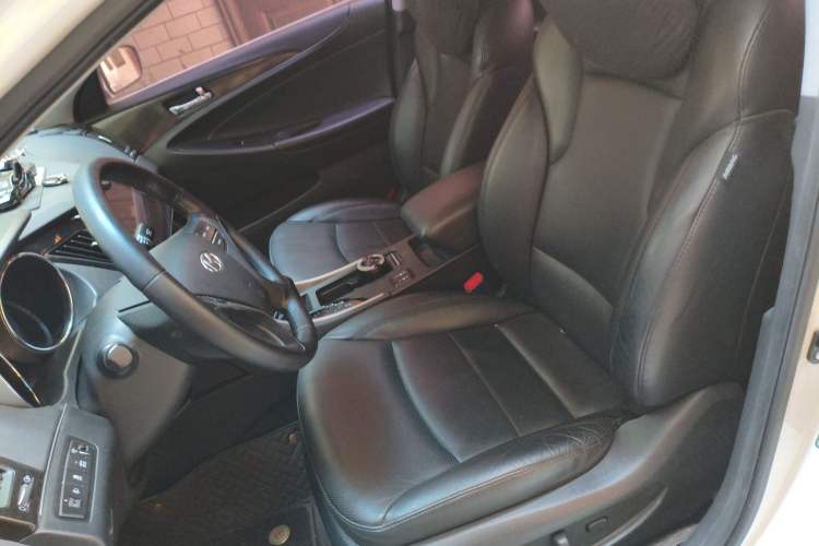 Used Hyundai Sonata 2013 2.0L Automatic Luxury Edition Left Front Seat