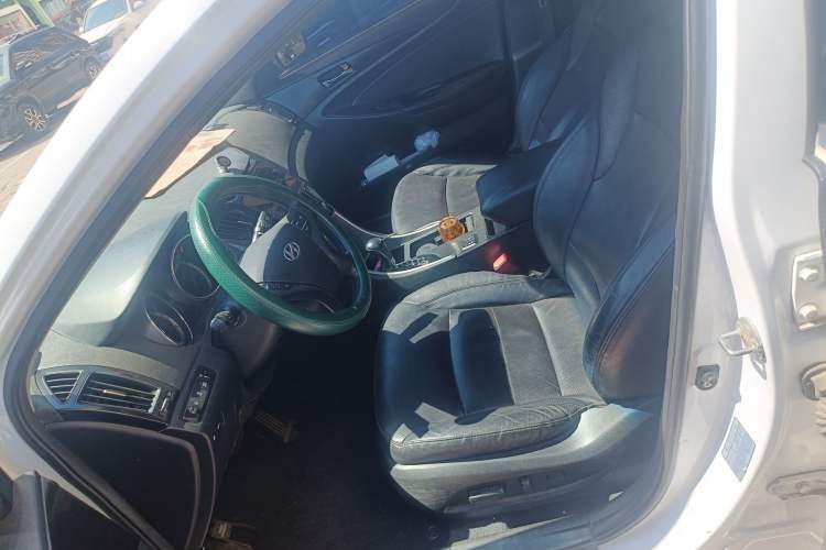 Used Hyundai Sonata 2013 2.0L Automatic Luxury Edition Left Front Seat