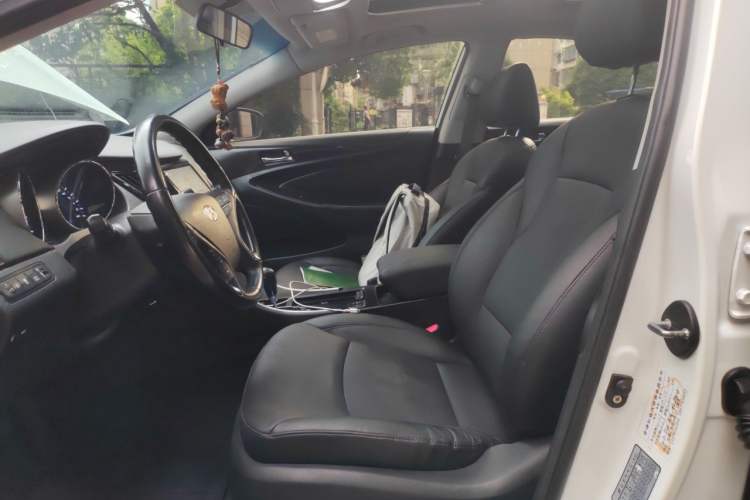 Used Hyundai Sonata 2013 2.4L Automatic Top-Grade Version China IV Standard Left Front Seat