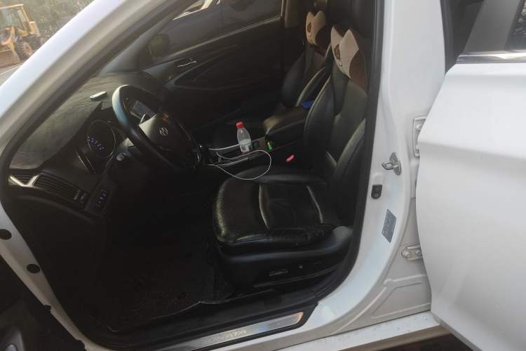 Used Hyundai Sonata 2013 2.0L Automatic Luxury Edition Left Front Seat