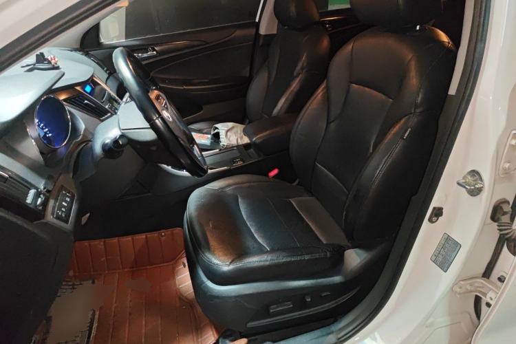 Used Hyundai Sonata 2013 2.0L Automatic Luxury Edition Left Front Seat