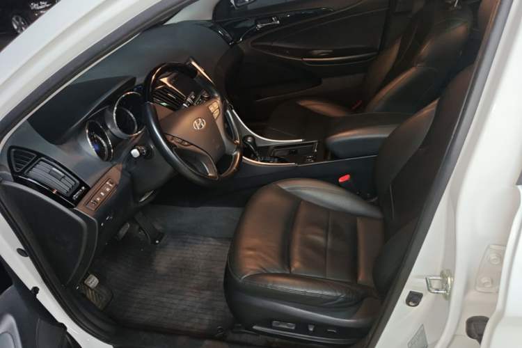 Used Hyundai Sonata 2013 2.4L Automatic Leading Edition China IV Standard Left Front Seat