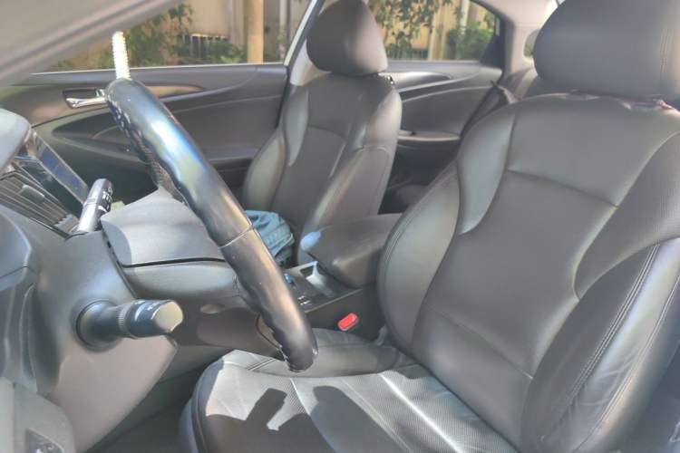 Used Hyundai Sonata 2013 2.0L Automatic Luxury Edition Left Front Seat
