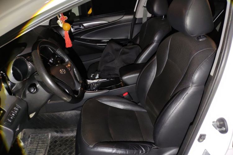 Used Hyundai Sonata 2013 2.0L Automatic Luxury Edition Left Front Seat