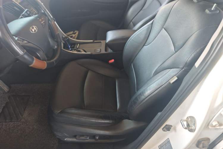 Used Hyundai Sonata 2013 2.4L Automatic Leading Edition China IV Standard Left Front Seat