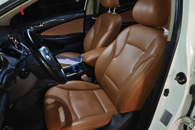 Used Hyundai Sonata 2013 2.4L Automatic Luxury Version China IV Standard Left Front Seat