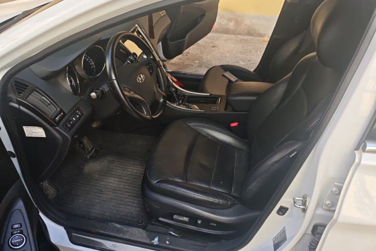 Used Hyundai Sonata 2013 2.0L Automatic Prestige Edition Left Front Seat