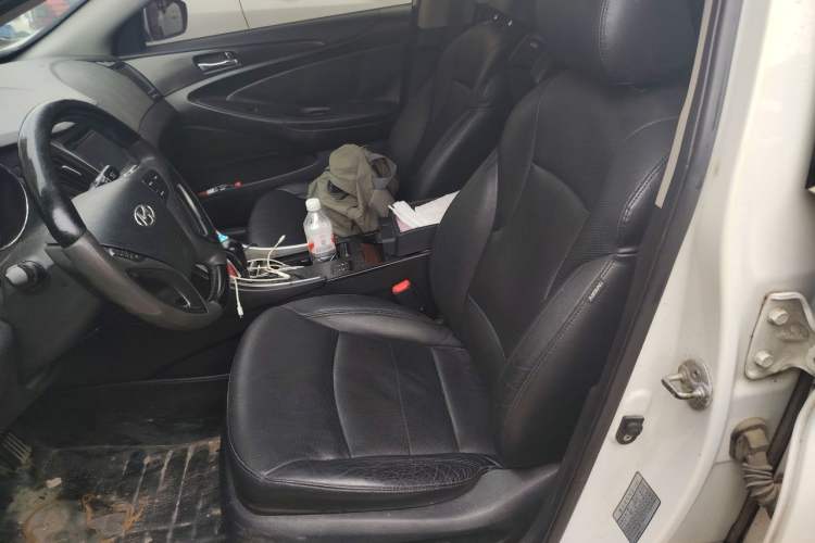 Used Hyundai Sonata 2013 2.0L Automatic Luxury Edition Left Front Seat