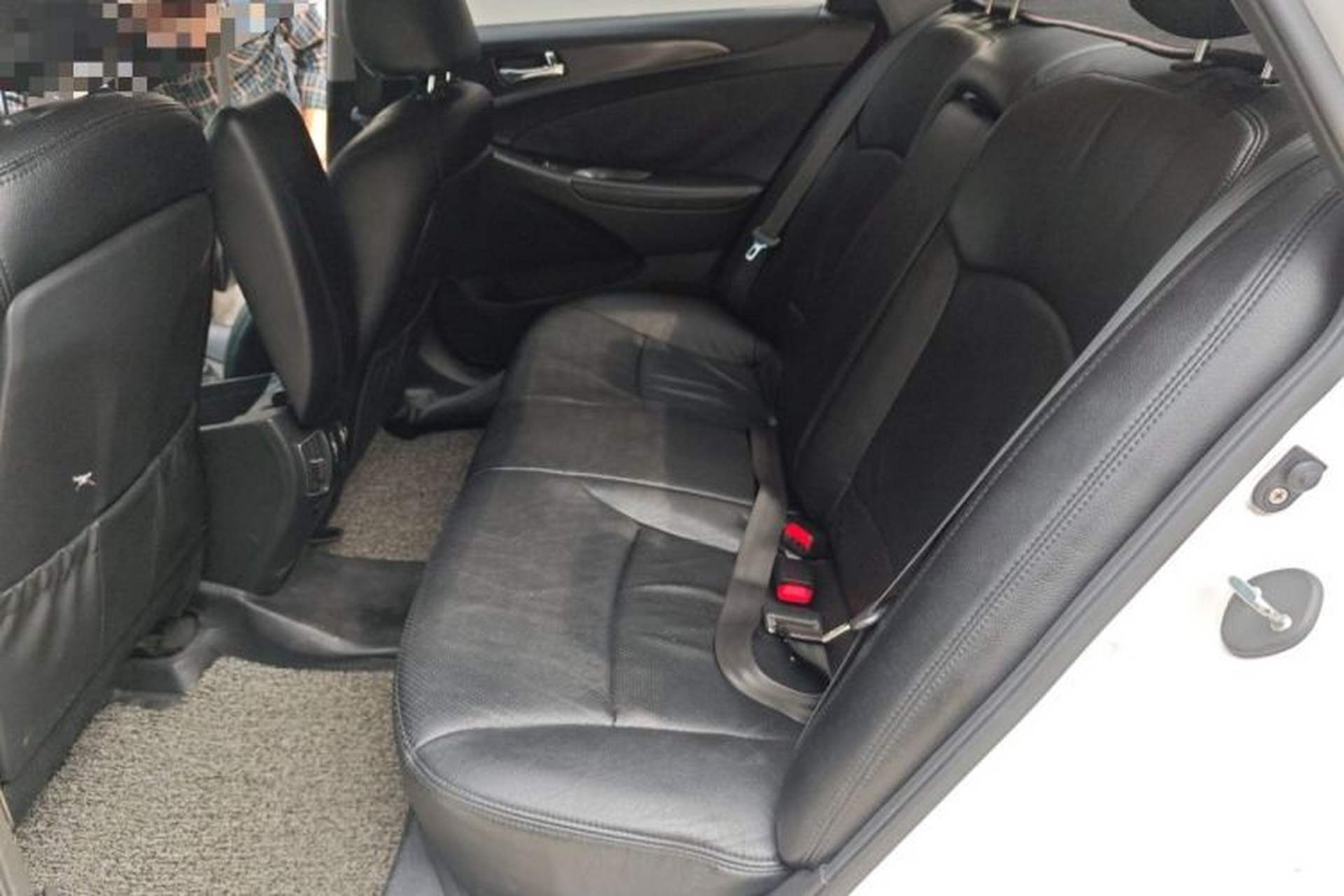 Used Hyundai Sonata 2013 2.4L Automatic Prestige Version China IV Standard Left Rear Seat